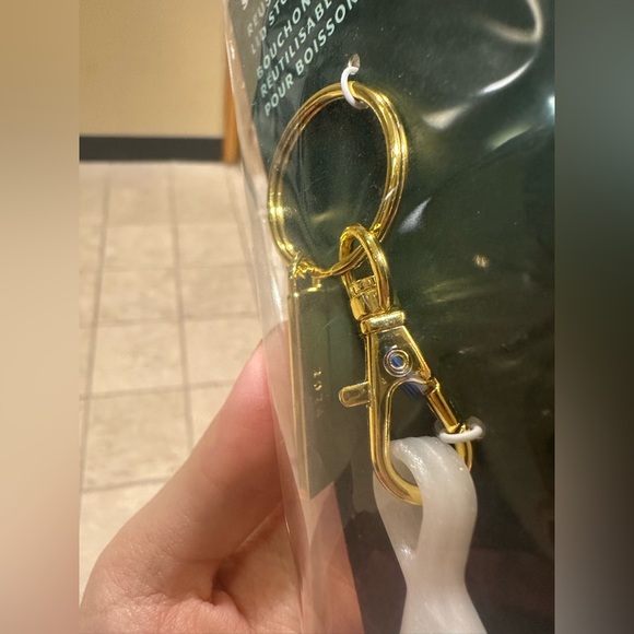 Starbucks Star Keychain Lid Stopper 2024 - Picture 5 of 14